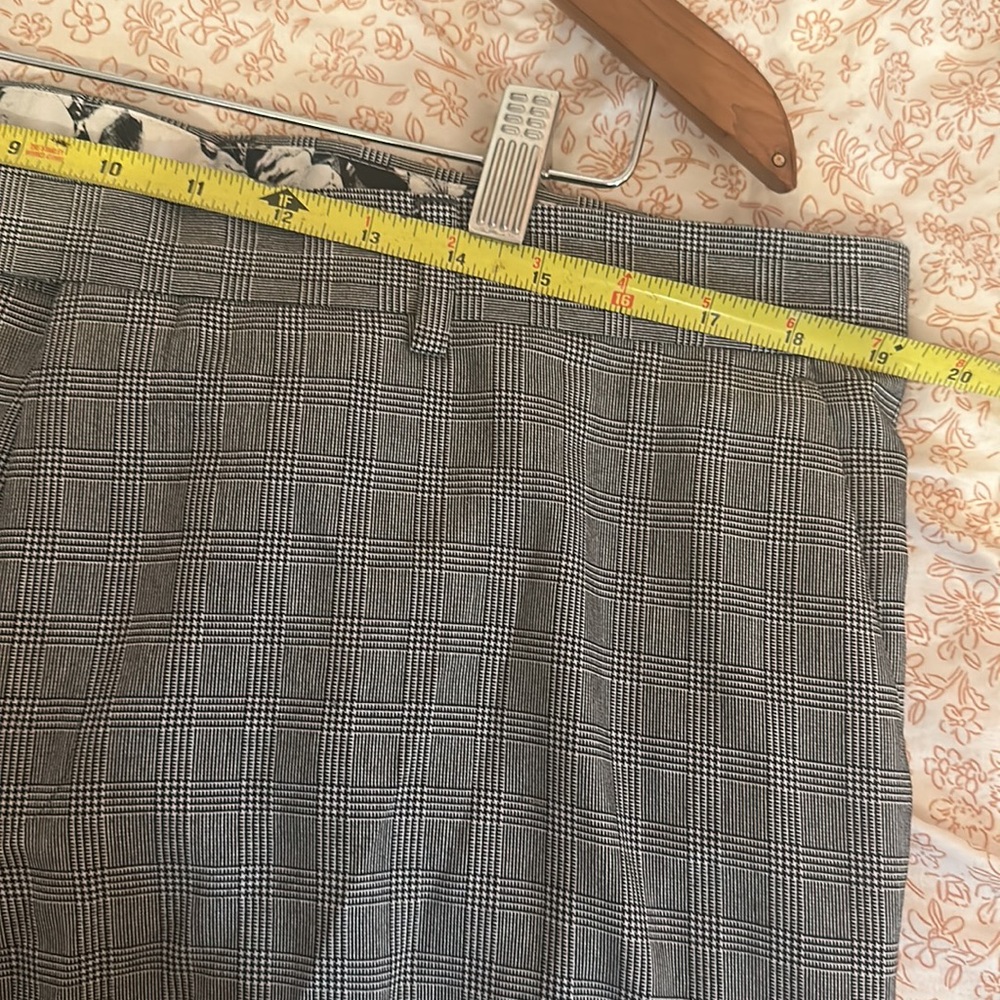 Sondergaard pants - Picture 4 of 5